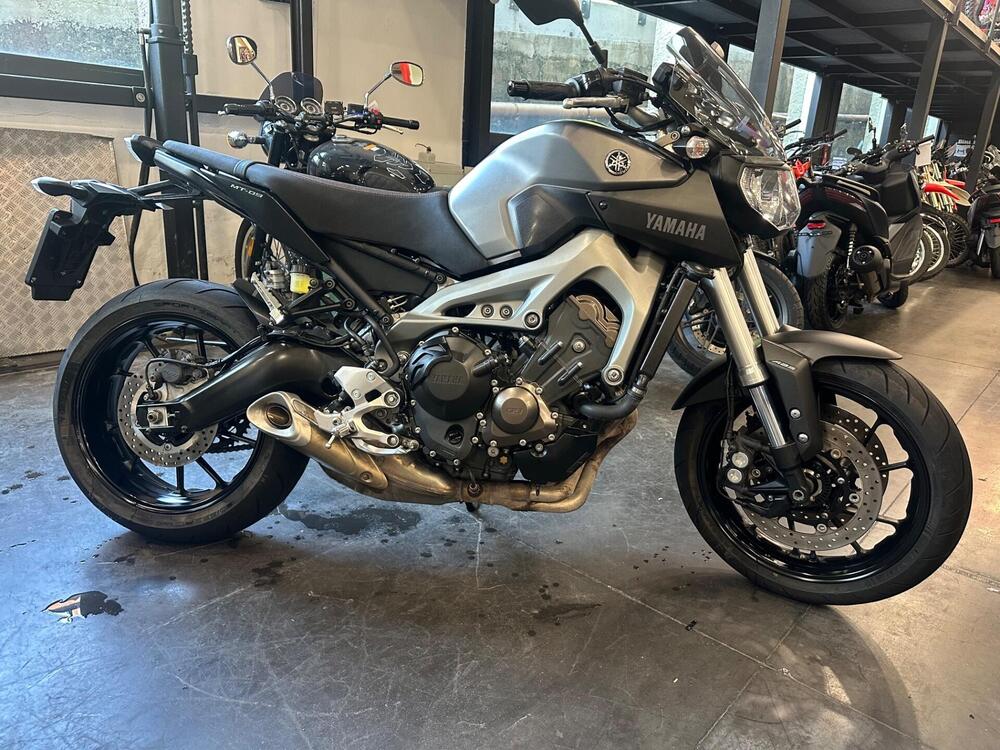 Yamaha MT-09 (2013 - 15) (7)