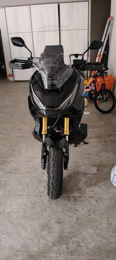 Honda X-ADV 750 (2025) usata