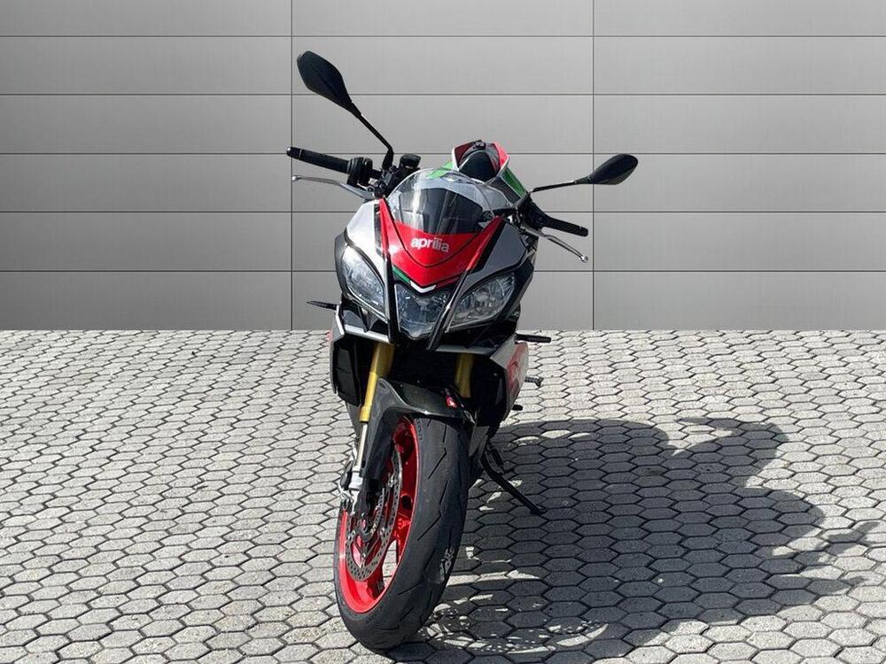 Aprilia Tuono V4 Factory (2017 - 18) (2)