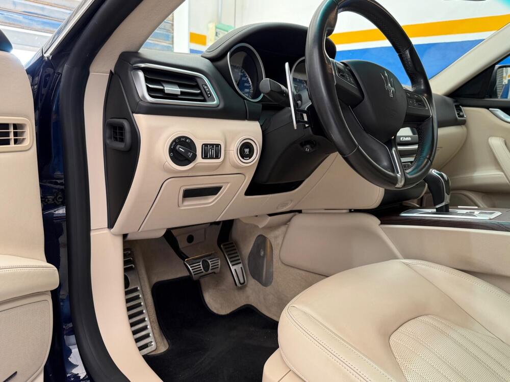 Maserati Ghibli usata a Agrigento (8)