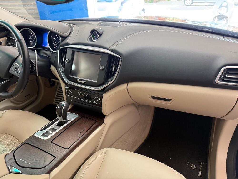 Maserati Ghibli usata a Agrigento (15)