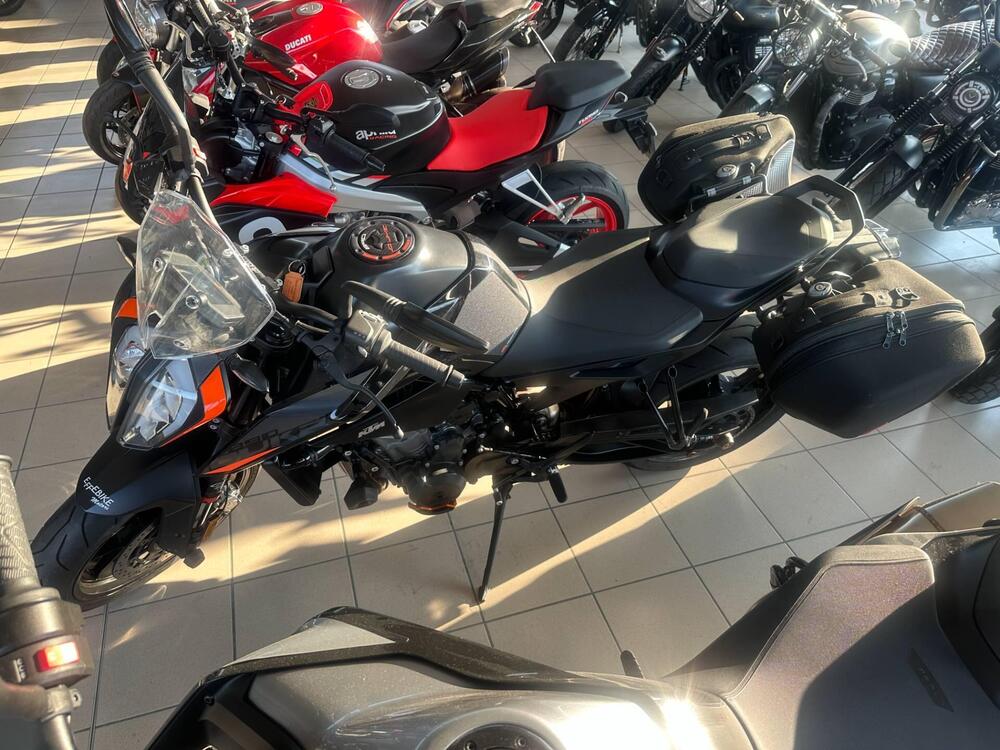 KTM 890 Duke (2021 - 23) (3)