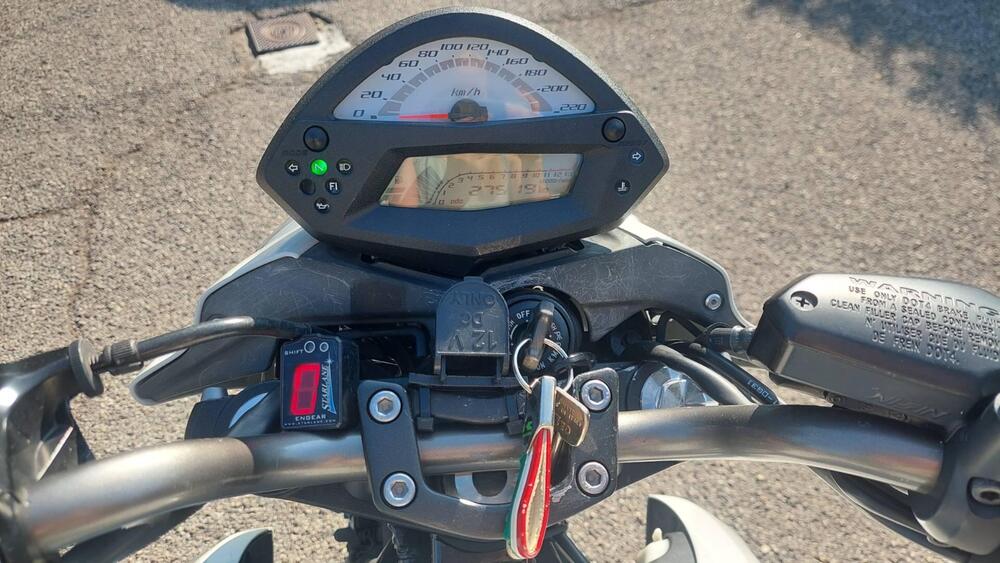 Kawasaki ER-6N (2009 - 11) (7)