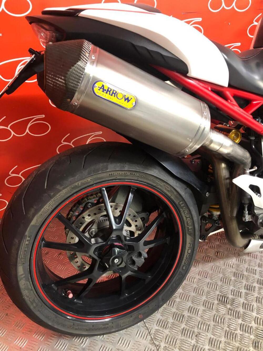 Triumph Speed Triple 1050 R ABS (2016 - 17) (6)