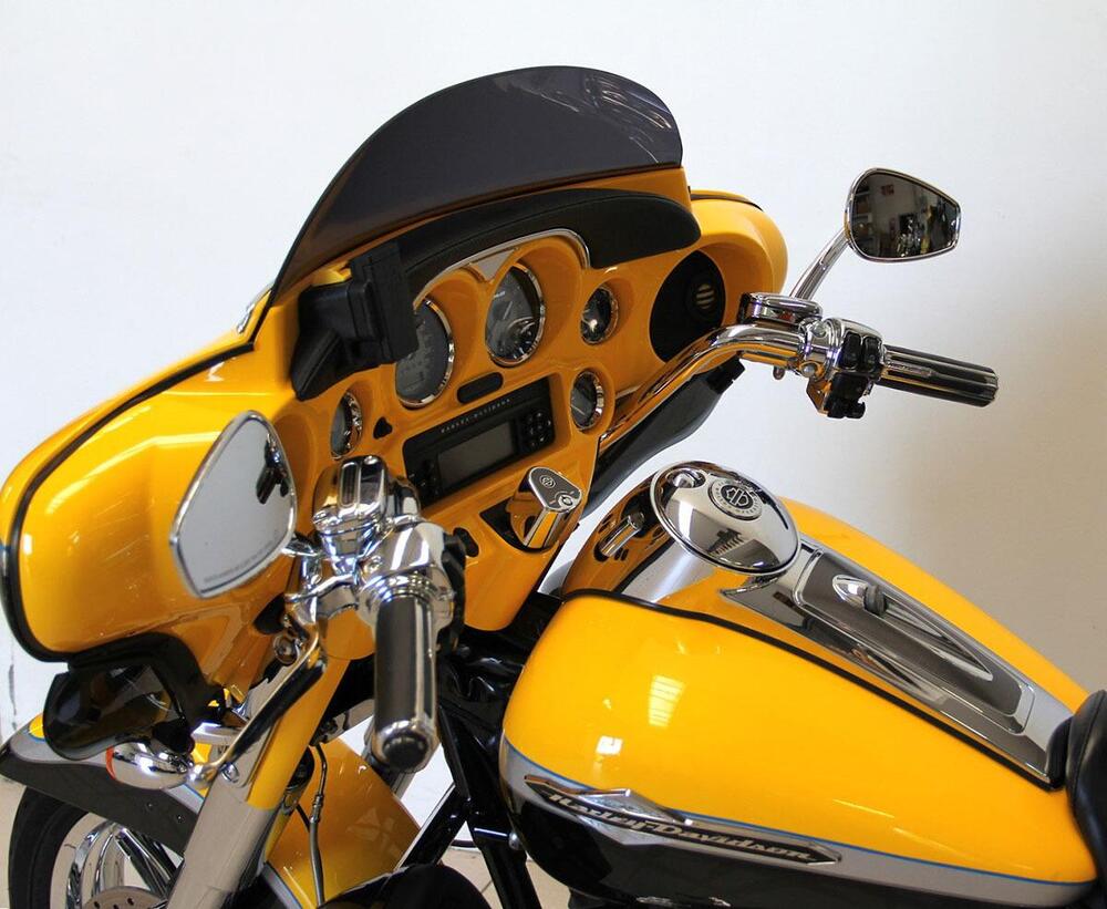 Harley-Davidson 1800 Electra Glide Ultra Classic (2012 - 13) - FLHTCUSE (12)