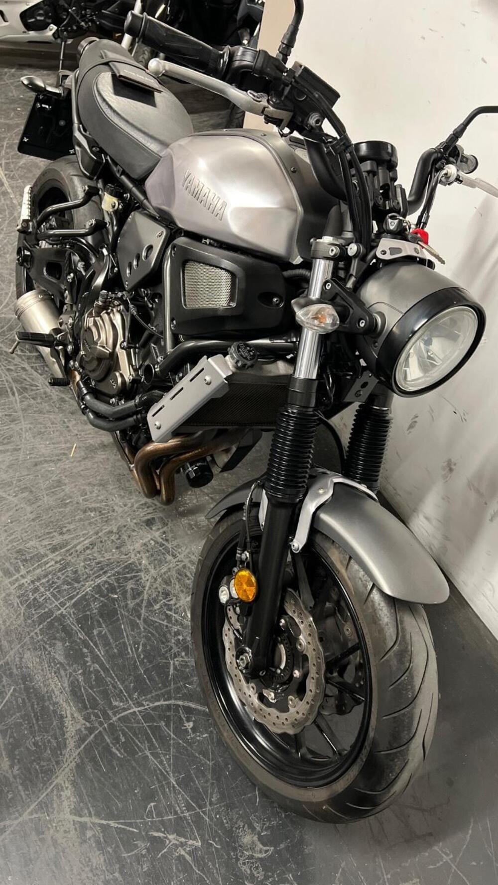 Yamaha XSR 700 ABS (2016 - 20) (11)