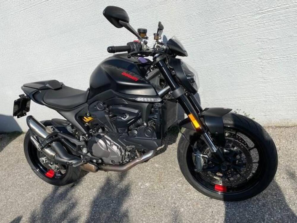 Ducati Monster 937 + (2021 - 25) (2)