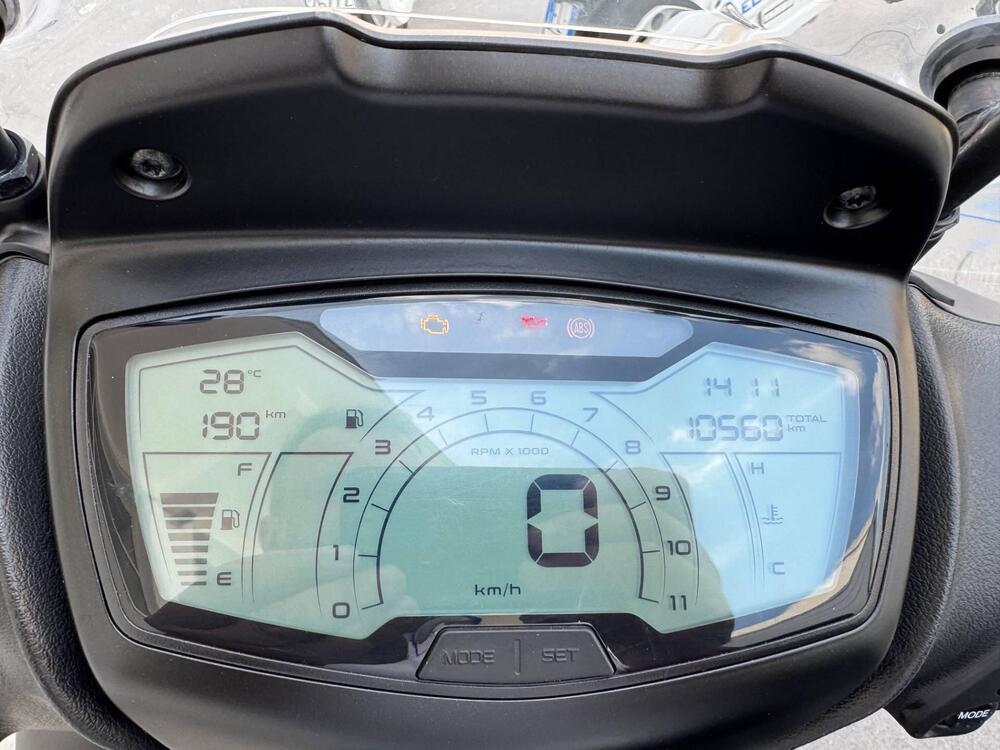 Piaggio Medley 150 S ABS (2021 - 25) (2)