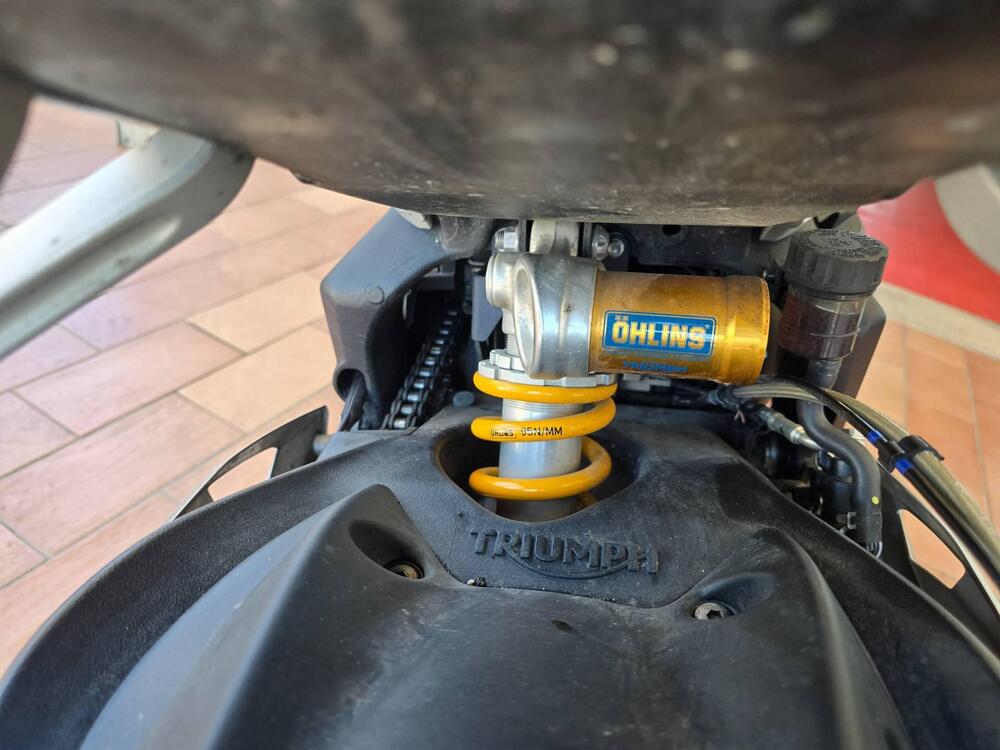 Triumph Street Triple RS (2017 - 19) (8)