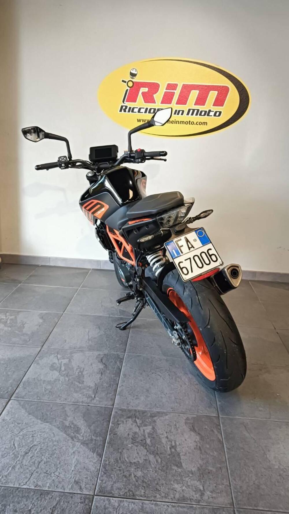 KTM 125 Duke (2021 - 23) (4)