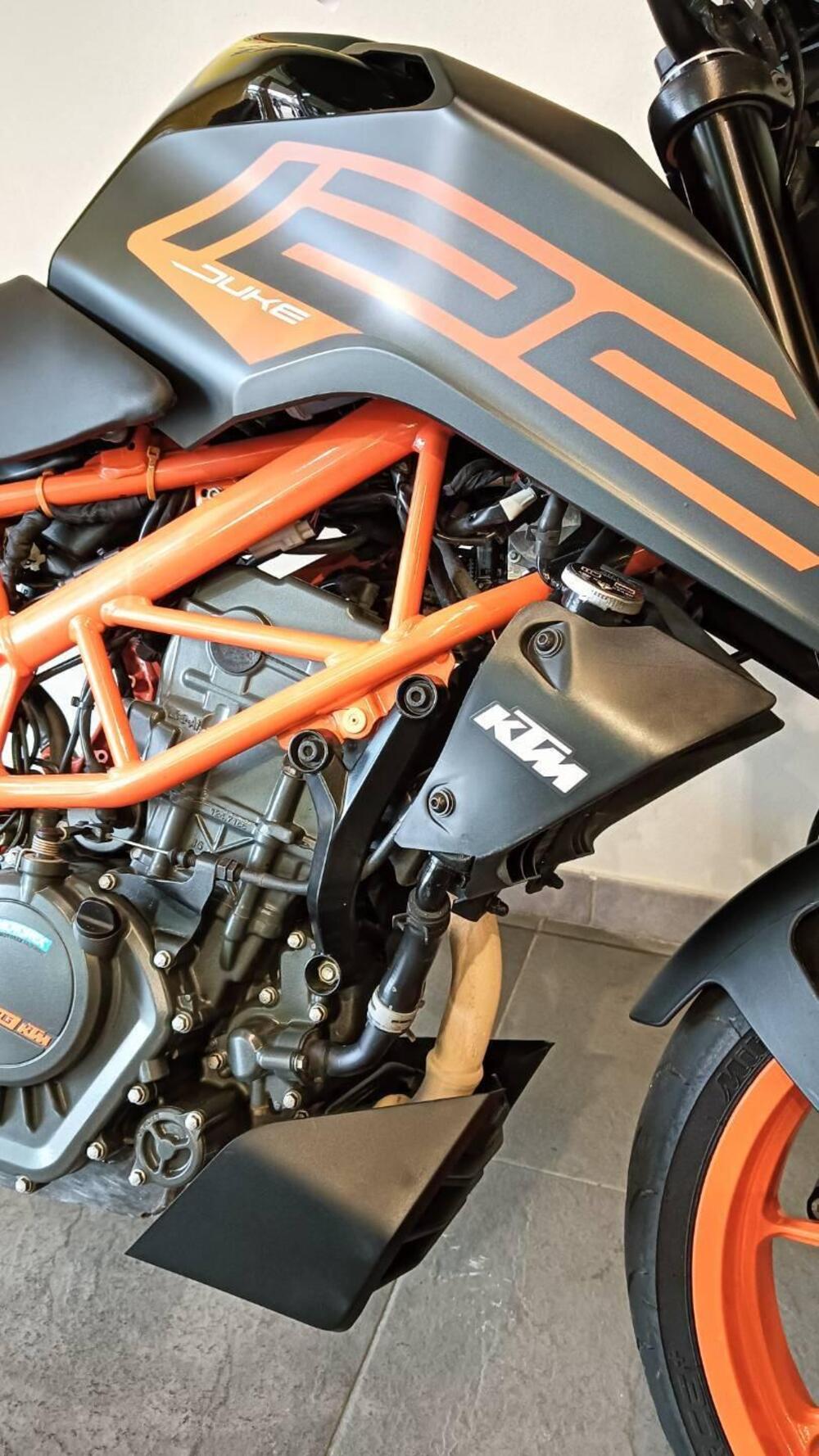 KTM 125 Duke (2021 - 23) (6)