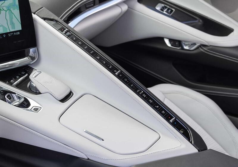 Corvette Corvette C8 Cabrio (2021-->>) (15)