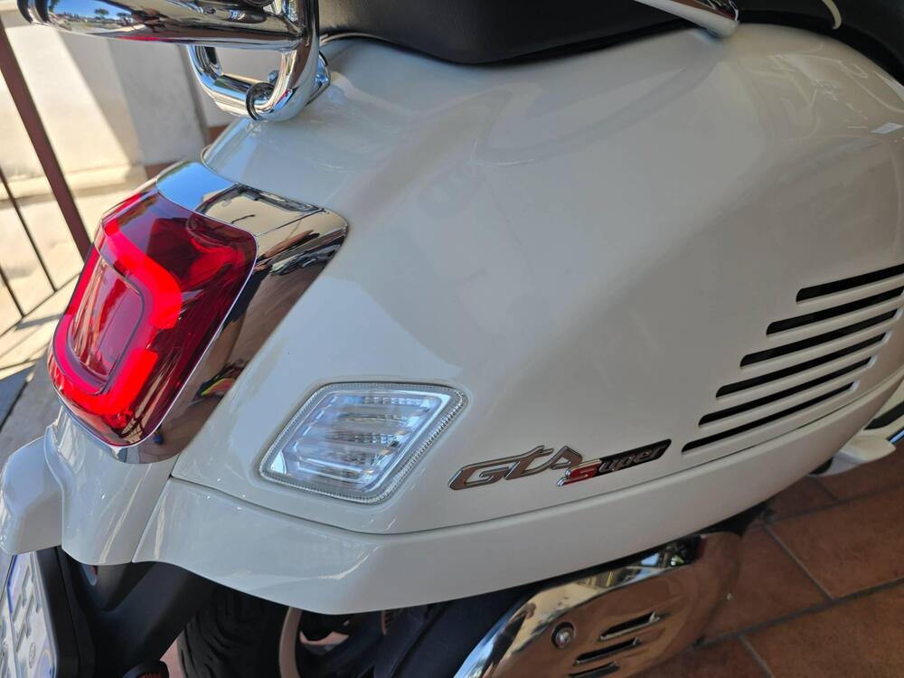 Vespa GTS 300 Super (2023 - 24) (9)