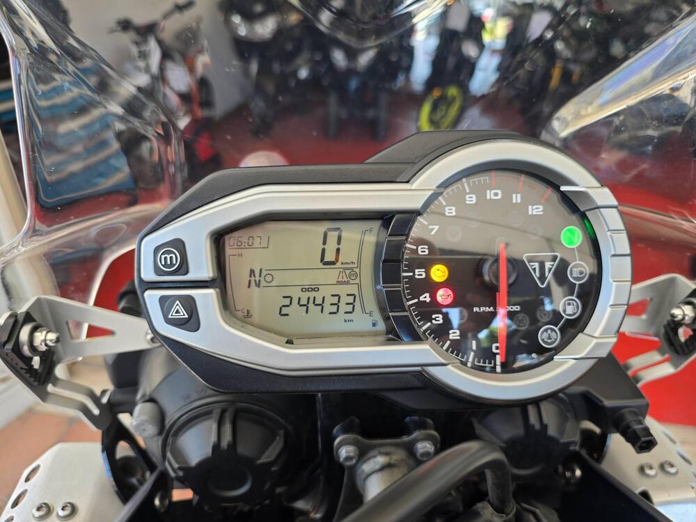 Triumph Tiger 800 XRx (2015 - 17) (15)