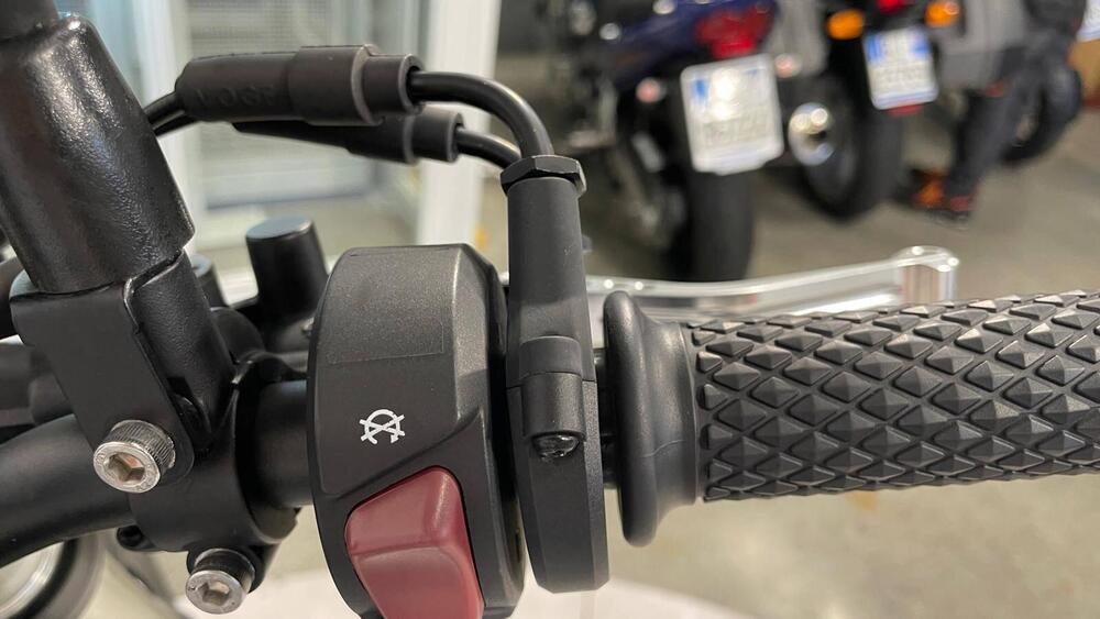 Voge Trofeo 500AC (2022 - 25) (11)