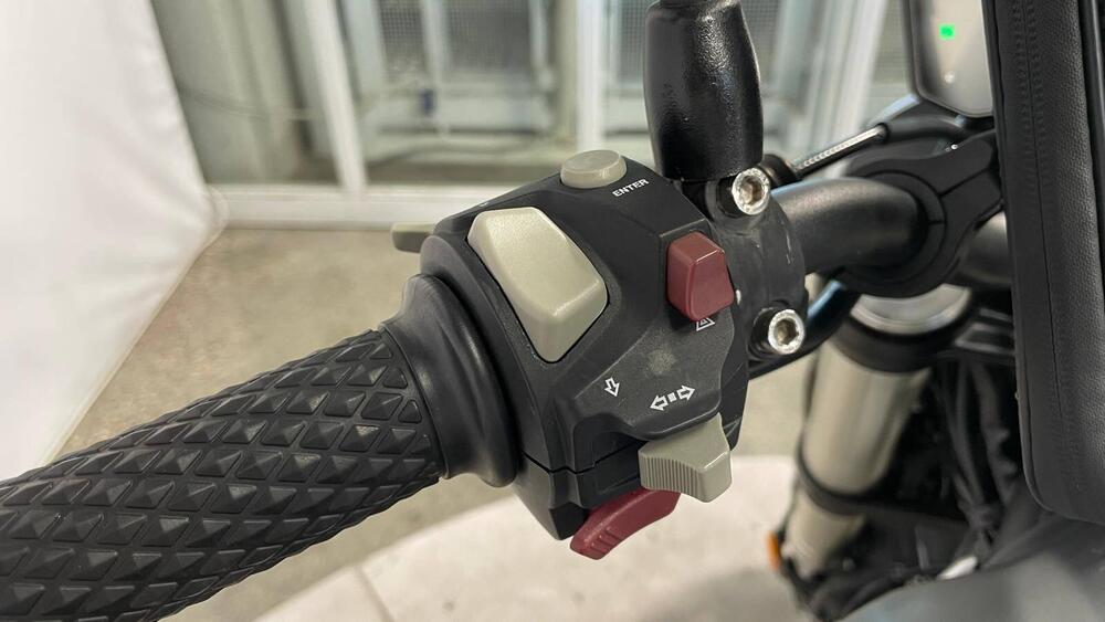 Voge Trofeo 500AC (2022 - 25) (9)