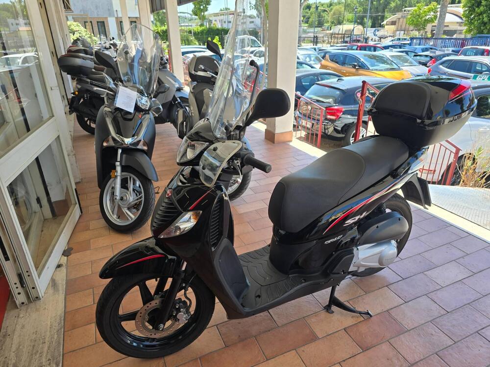 Honda SH 150 i (2009 - 12) (2)
