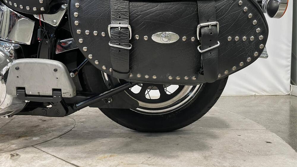 Harley-Davidson 1450 Heritage Classic (1999 - 02) - FLSTC (5)