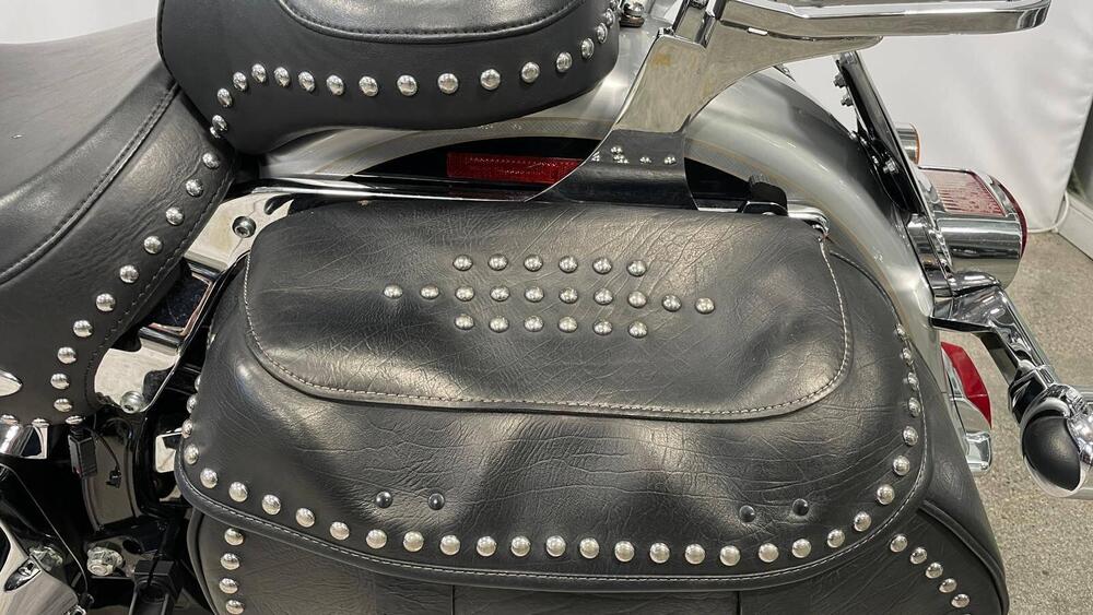 Harley-Davidson 1450 Heritage Classic (1999 - 02) - FLSTC (10)