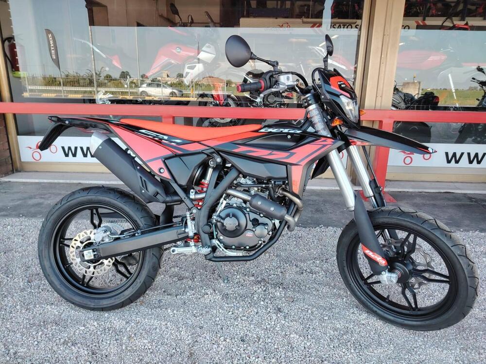 Betamotor RR 125 4T Motard T (2025 - 26) (3)