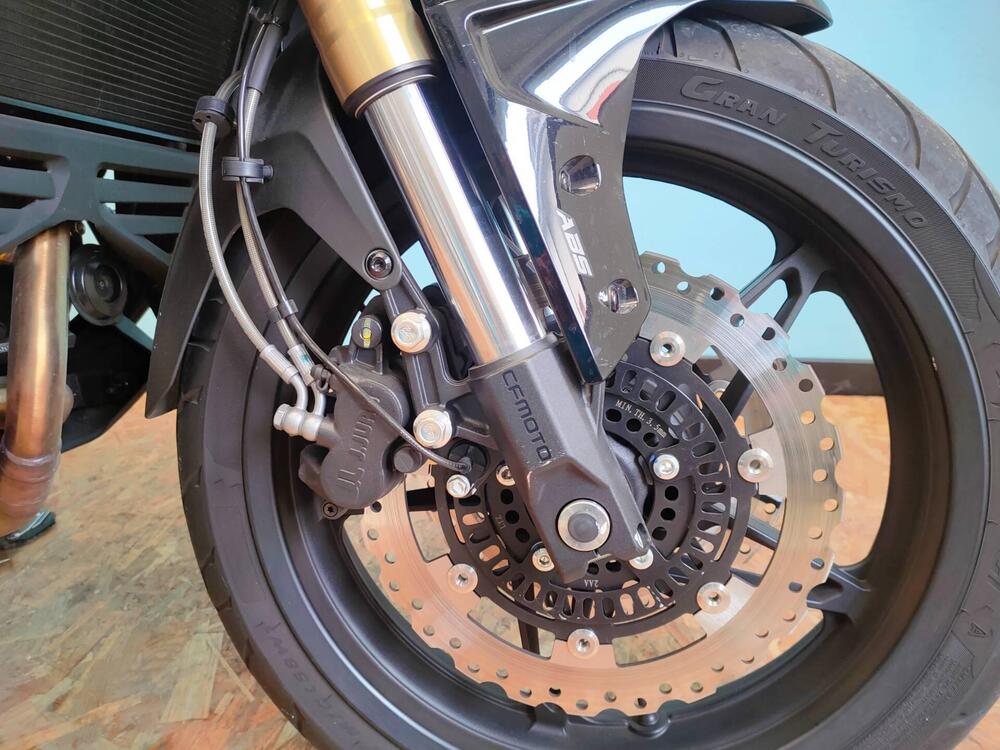 CFMOTO 650MT (2021 - 24) (12)