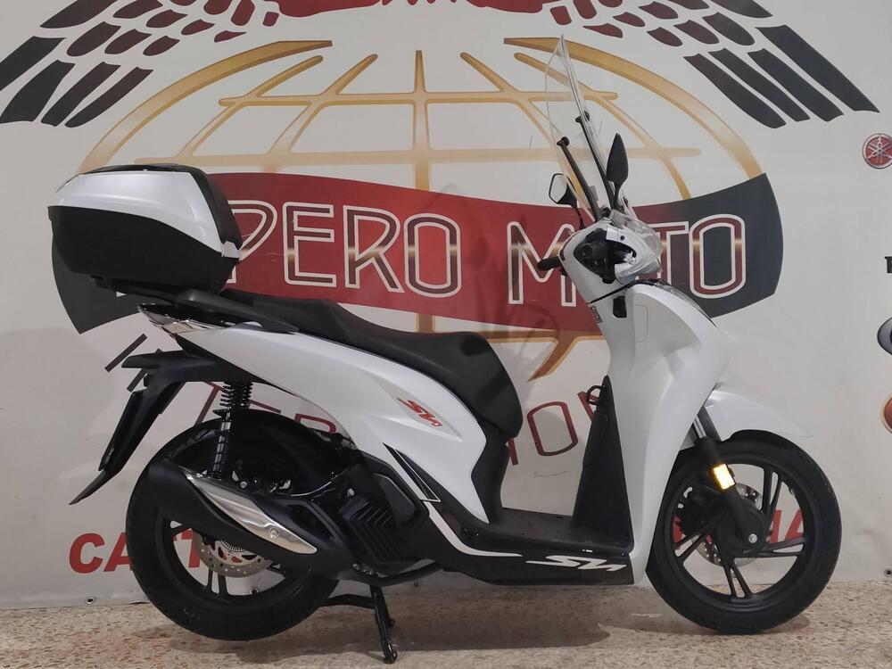 Honda SH 125i Sport (2024 - 25) (2)