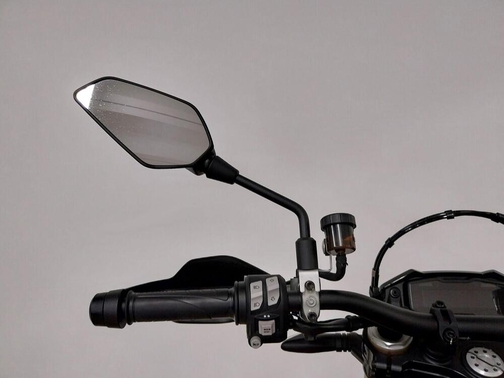 Ducati Hypermotard 698 Mono RVE (2024 - 25) (16)