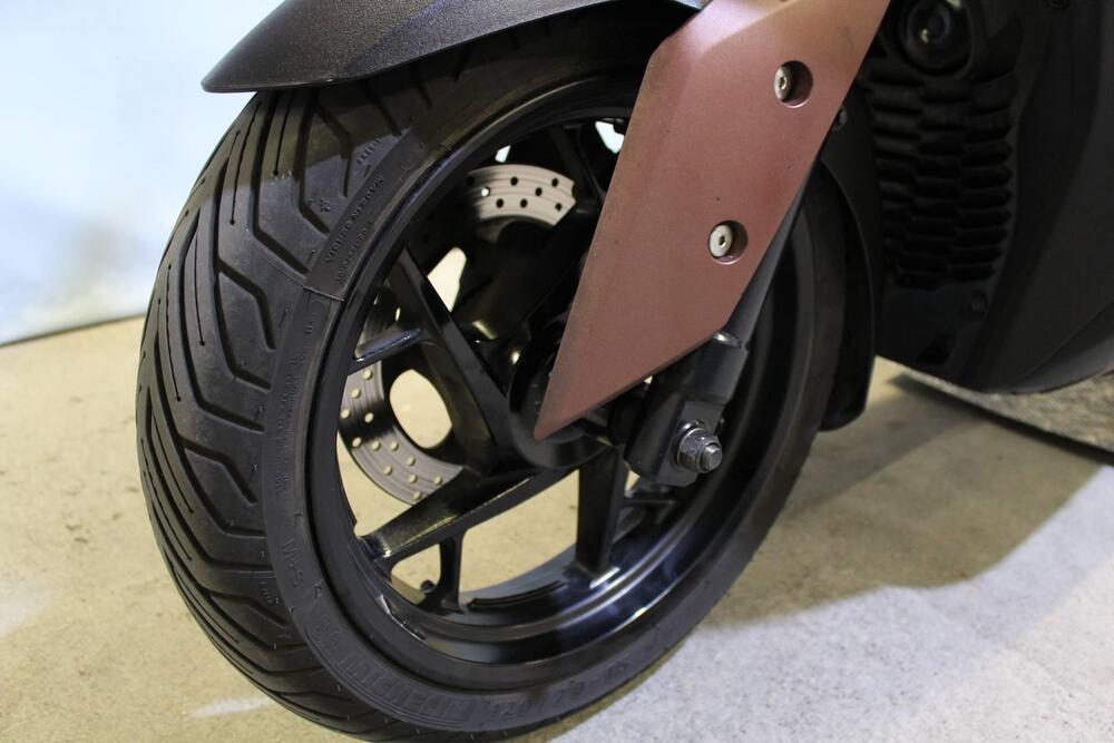 Yamaha X-Max 300 ABS (2017 - 20) (14)