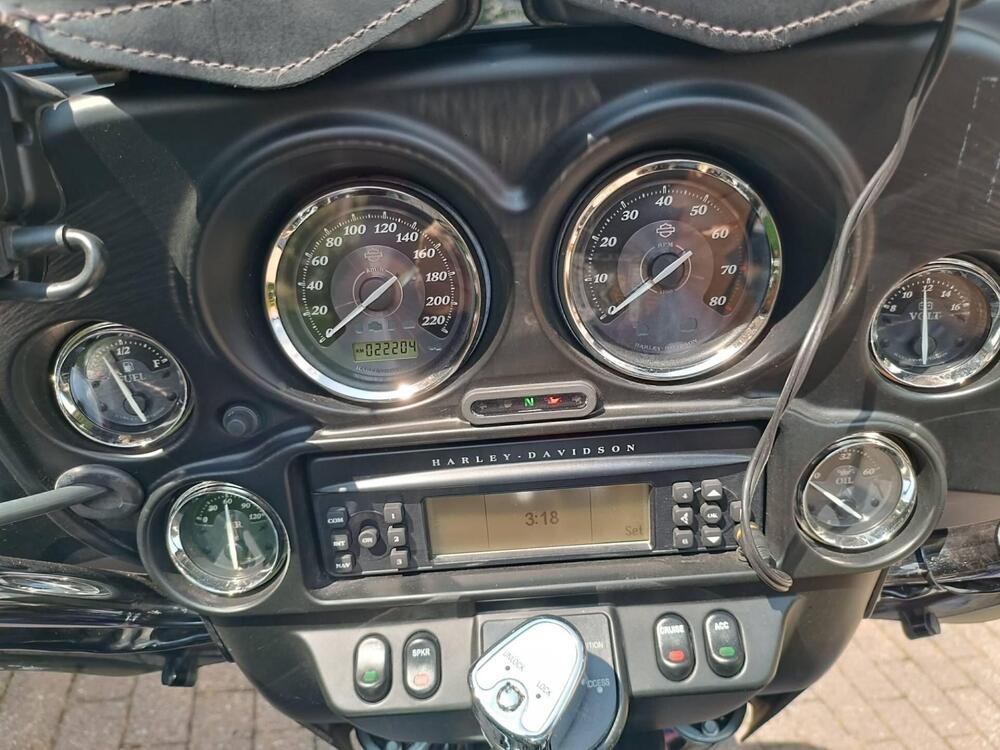 Harley-Davidson 1690 Electra Glide Ultra Limited (2010 - 13) - FLHTK (4)