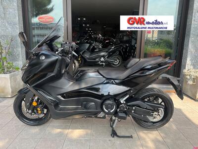Yamaha T-Max 560 Tech Max (2022 - 24) usata