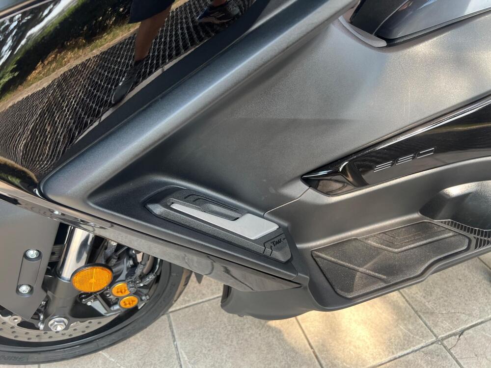 Yamaha T-Max 560 Tech Max (2022 - 24) (9)