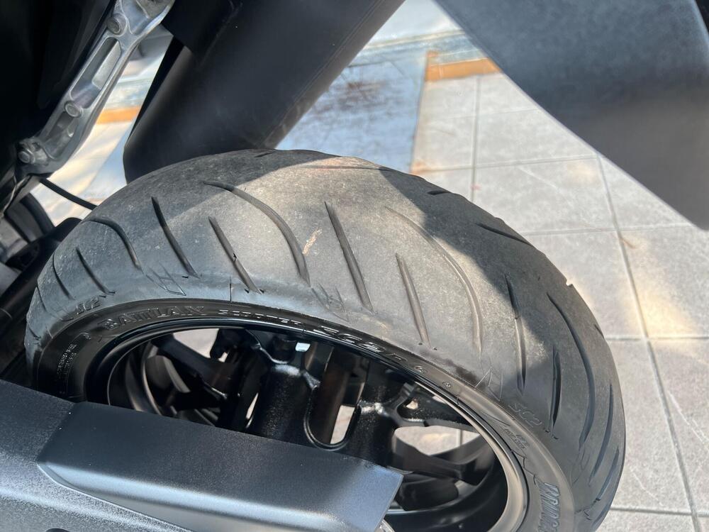 Yamaha T-Max 560 Tech Max (2022 - 24) (16)