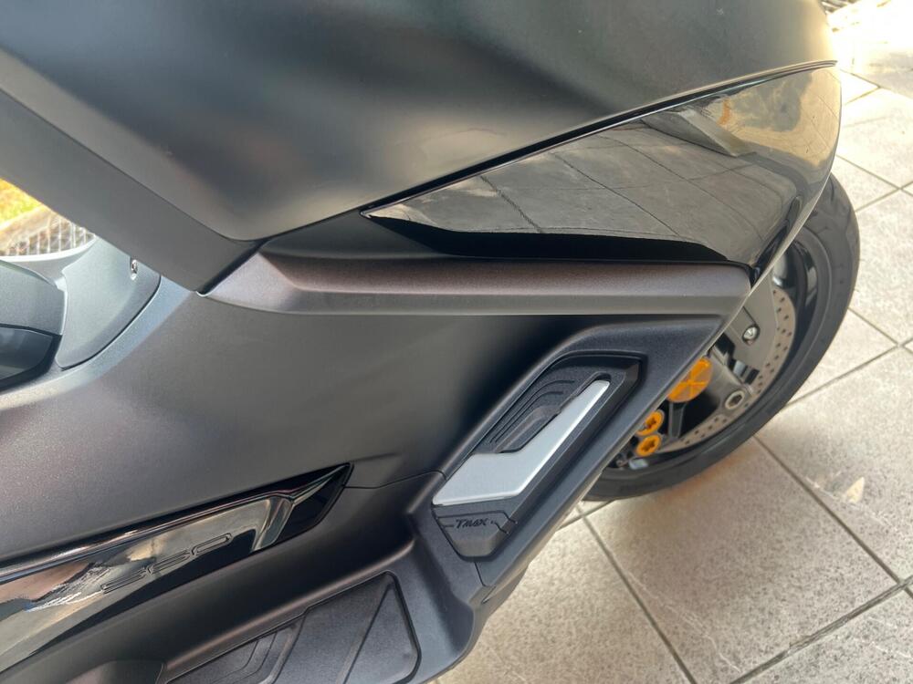 Yamaha T-Max 560 Tech Max (2022 - 24) (10)