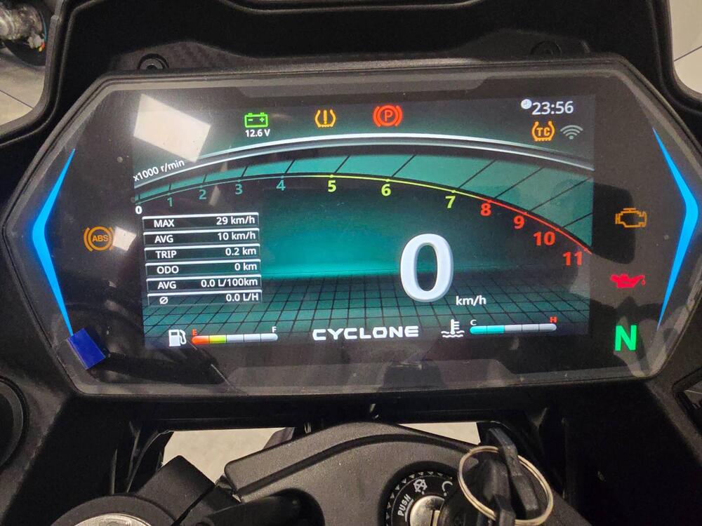 Cyclone RX600 (2025 - 26) (7)