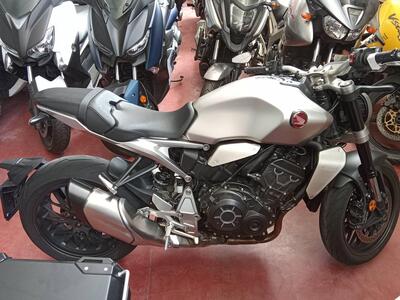 Honda CB 1000 R (2021 - 25) usata