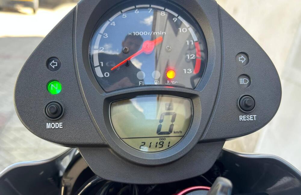 Kawasaki ER-6N (2005 - 08) (5)