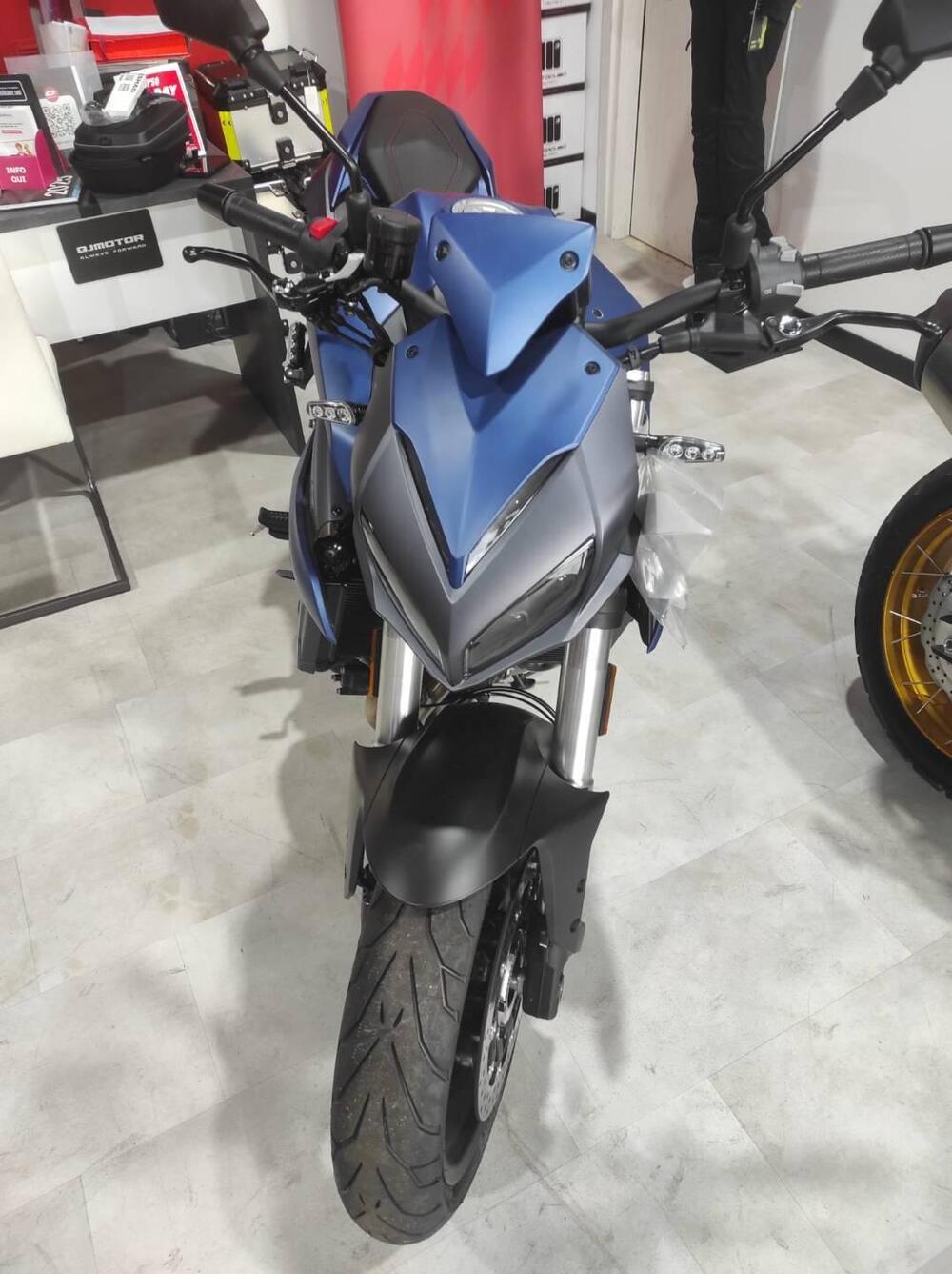 QJ Motor SRK 700 (2023 - 25) (2)