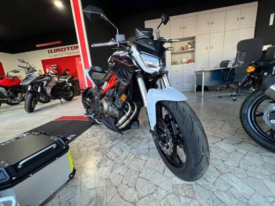 QJ Motor SRK 400 (2023 - 25) nuova