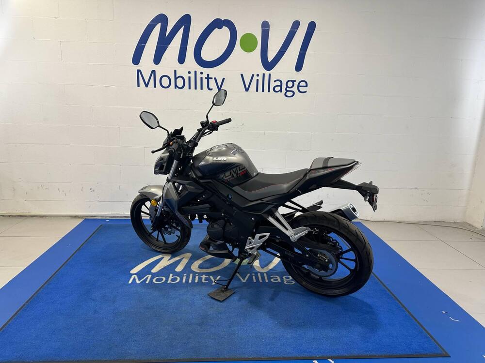 Um Italia Xtreet RS 125 (2023 - 25) (5)