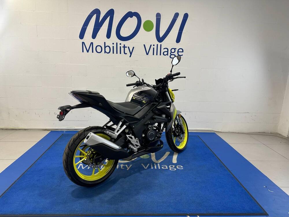 Um Italia Xtreet RS 125 (2023 - 26) (2)