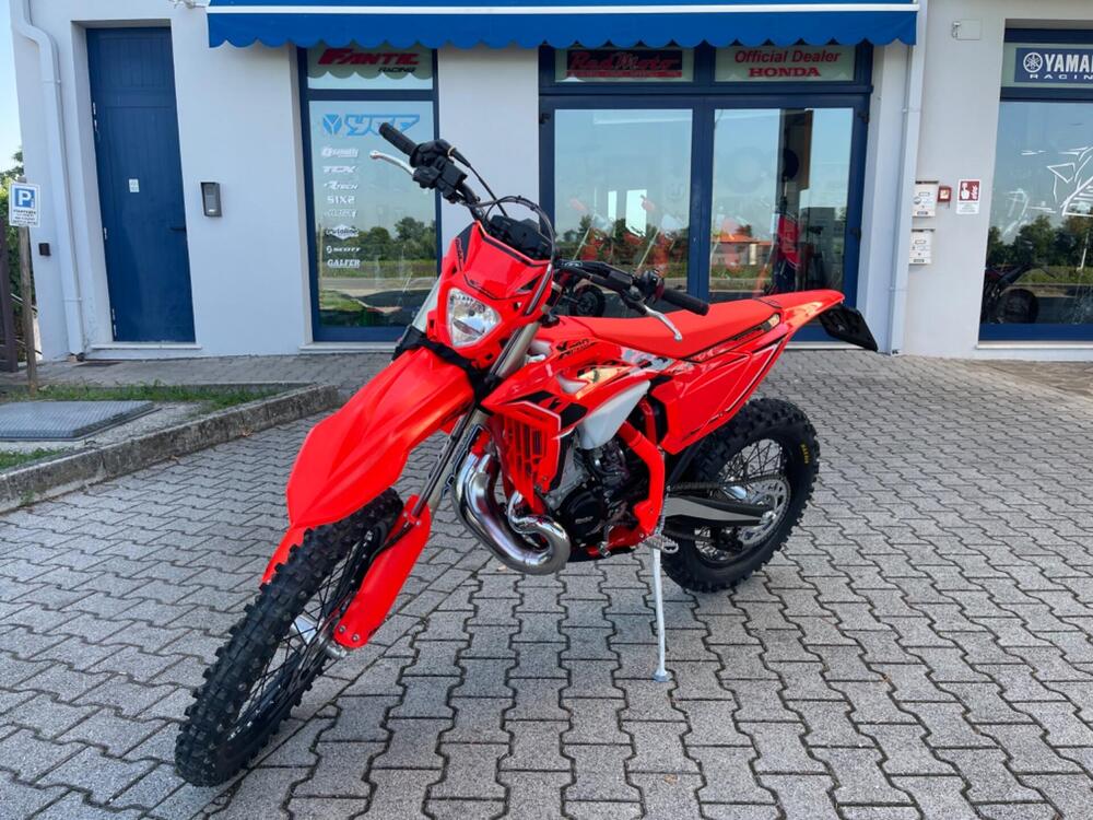 Betamotor RR X-PRO 200 2T Enduro (2026) (2)