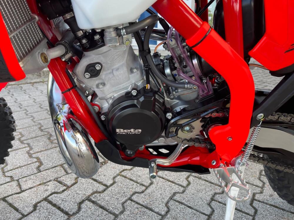 Betamotor RR X-PRO 200 2T Enduro (2026) (4)