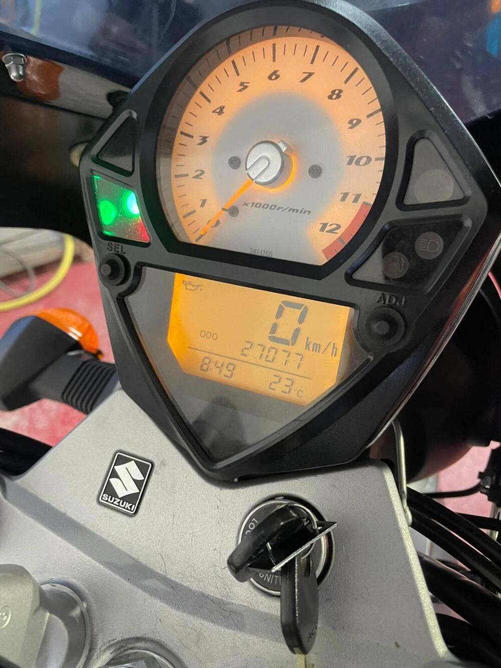 Suzuki SV 650 (2006 - 11) (3)