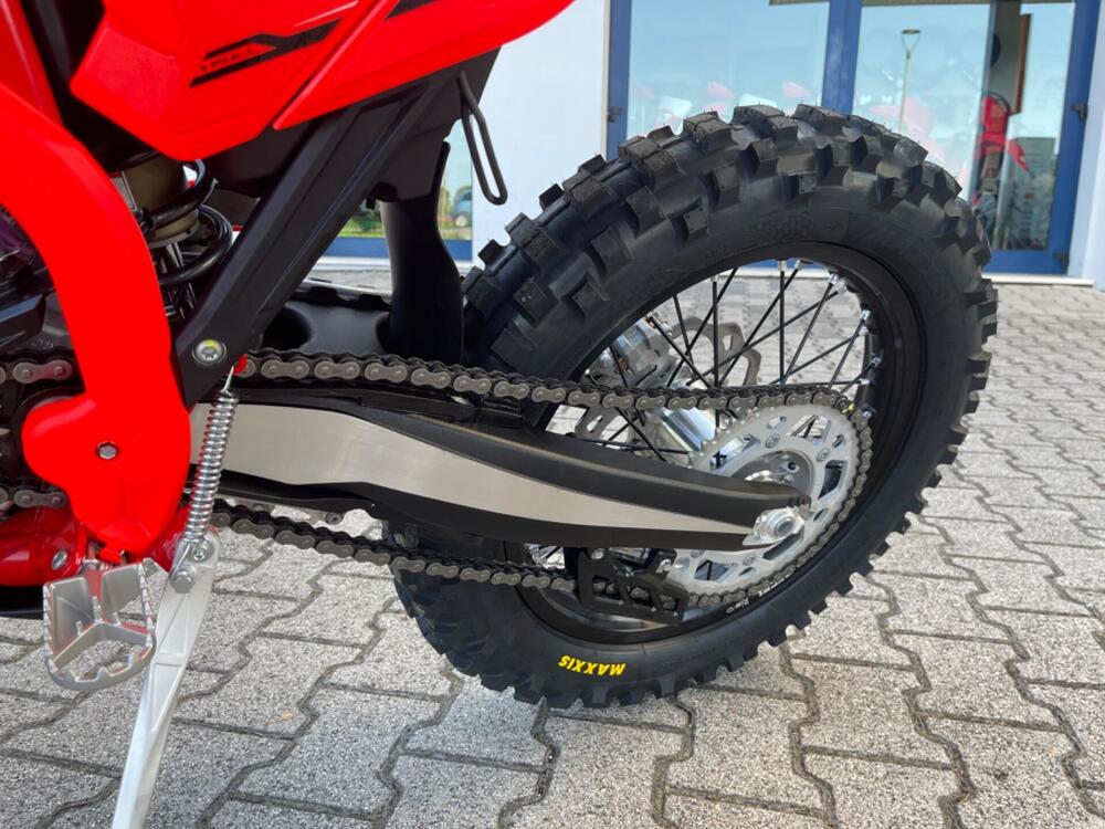 Betamotor RR X-PRO 300 2T Enduro (2026) (6)