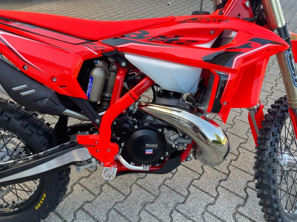 Betamotor RR X-PRO 300 2T Enduro (2026) (9)