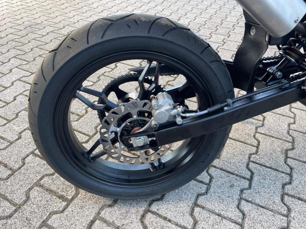 Betamotor RR 50 Motard (2021 - 25) (7)