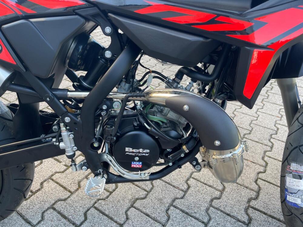 Betamotor RR 50 Motard (2021 - 25) (8)