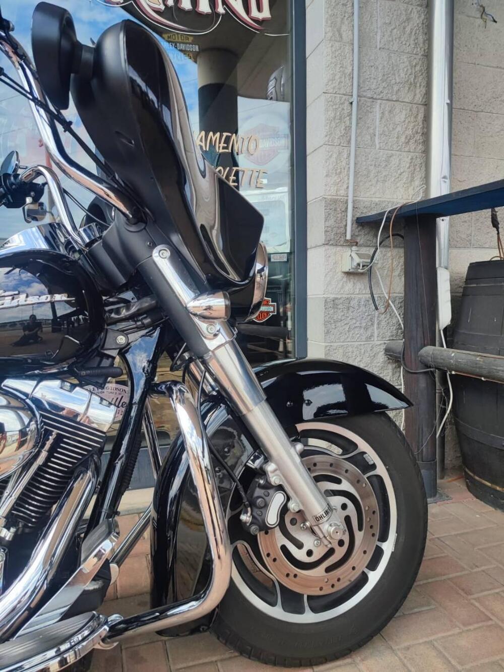 Harley-Davidson 1584 Street Glide (2007) - FLHX (2)