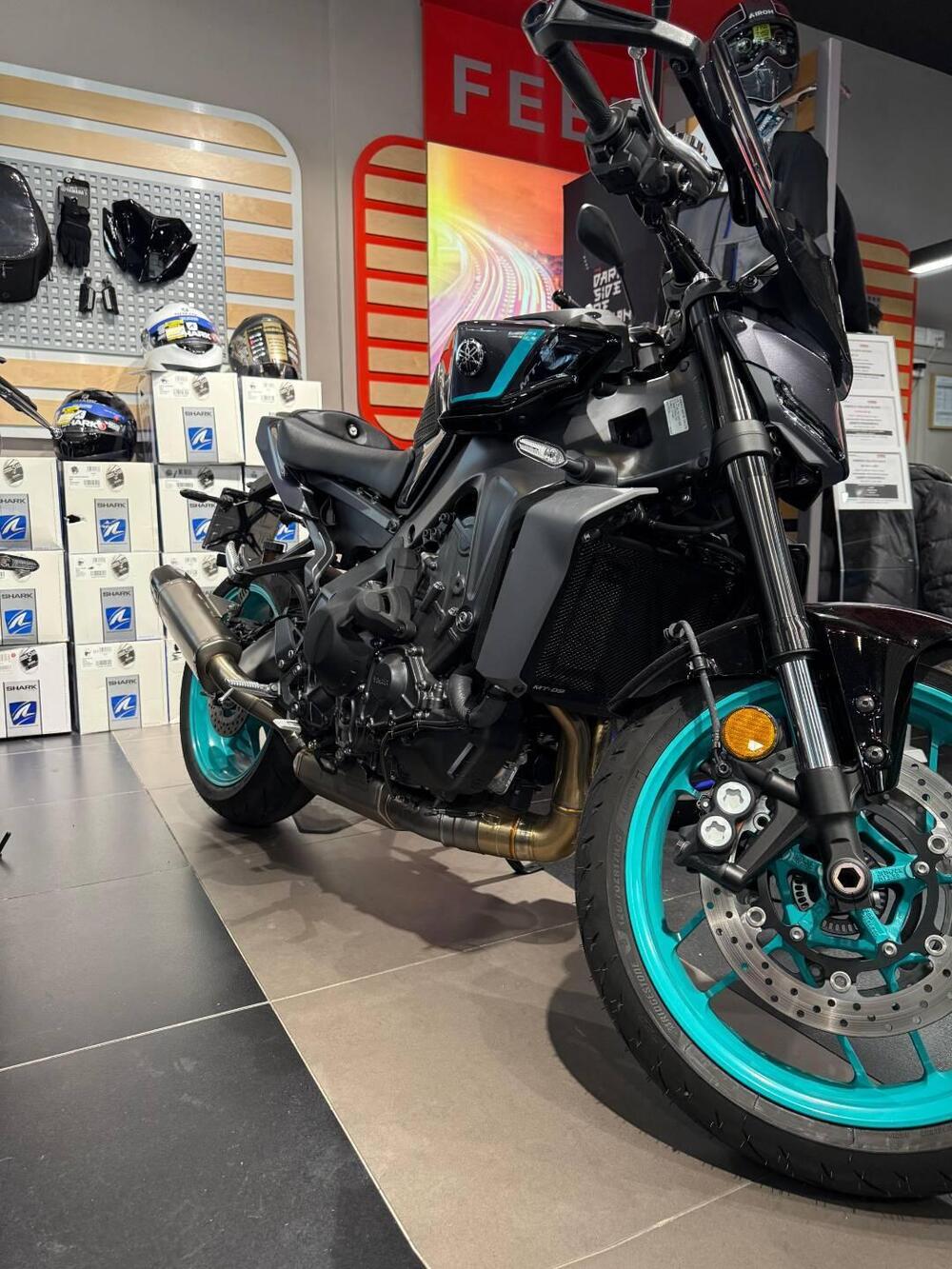 Yamaha MT-09 Y-AMT (2024 - 26) (3)