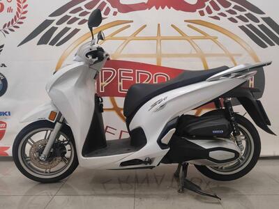 Honda SH 350 (2021 - 24) usata